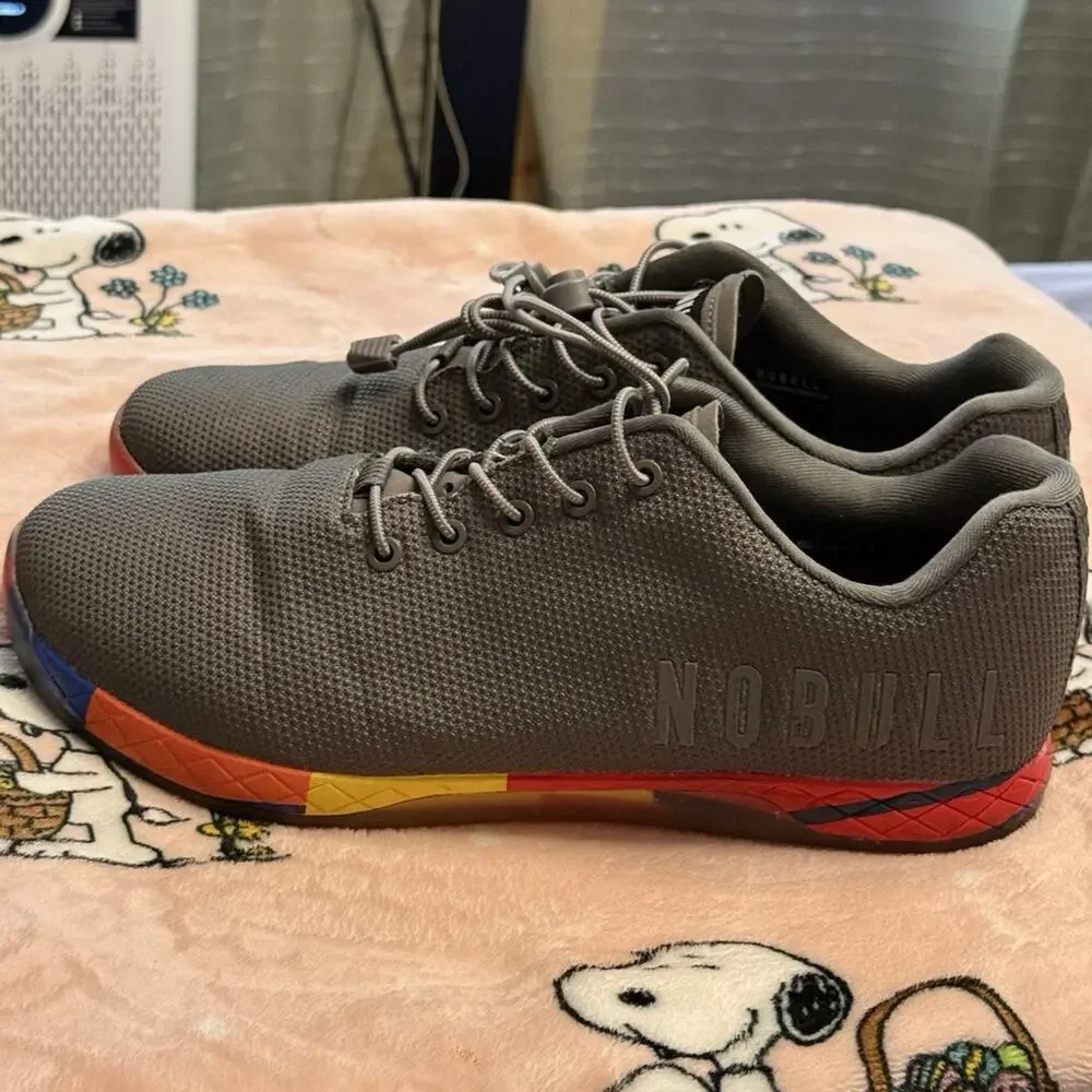 NOBULL Trainer Men's Gray Solid Low Top Lace-Up Athletic Training Sneakers